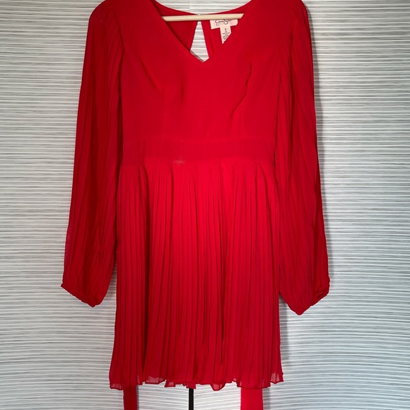 Jessica Simpson dress - Picture 2 of 6